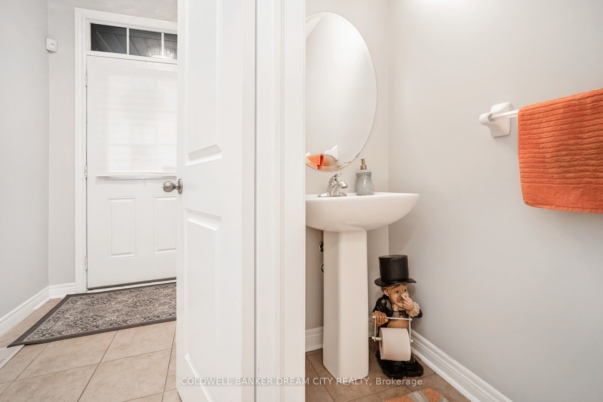 14 Ivor Crescent
