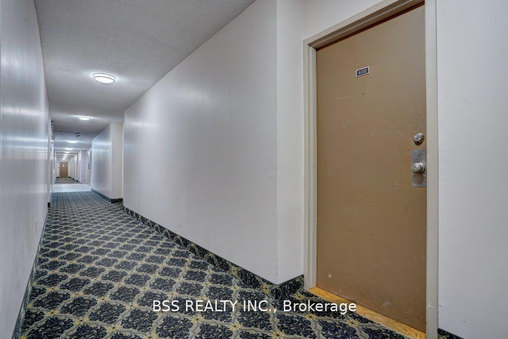 2 Bedrooms Condo at 3380 Eglinton, Toronto For sale