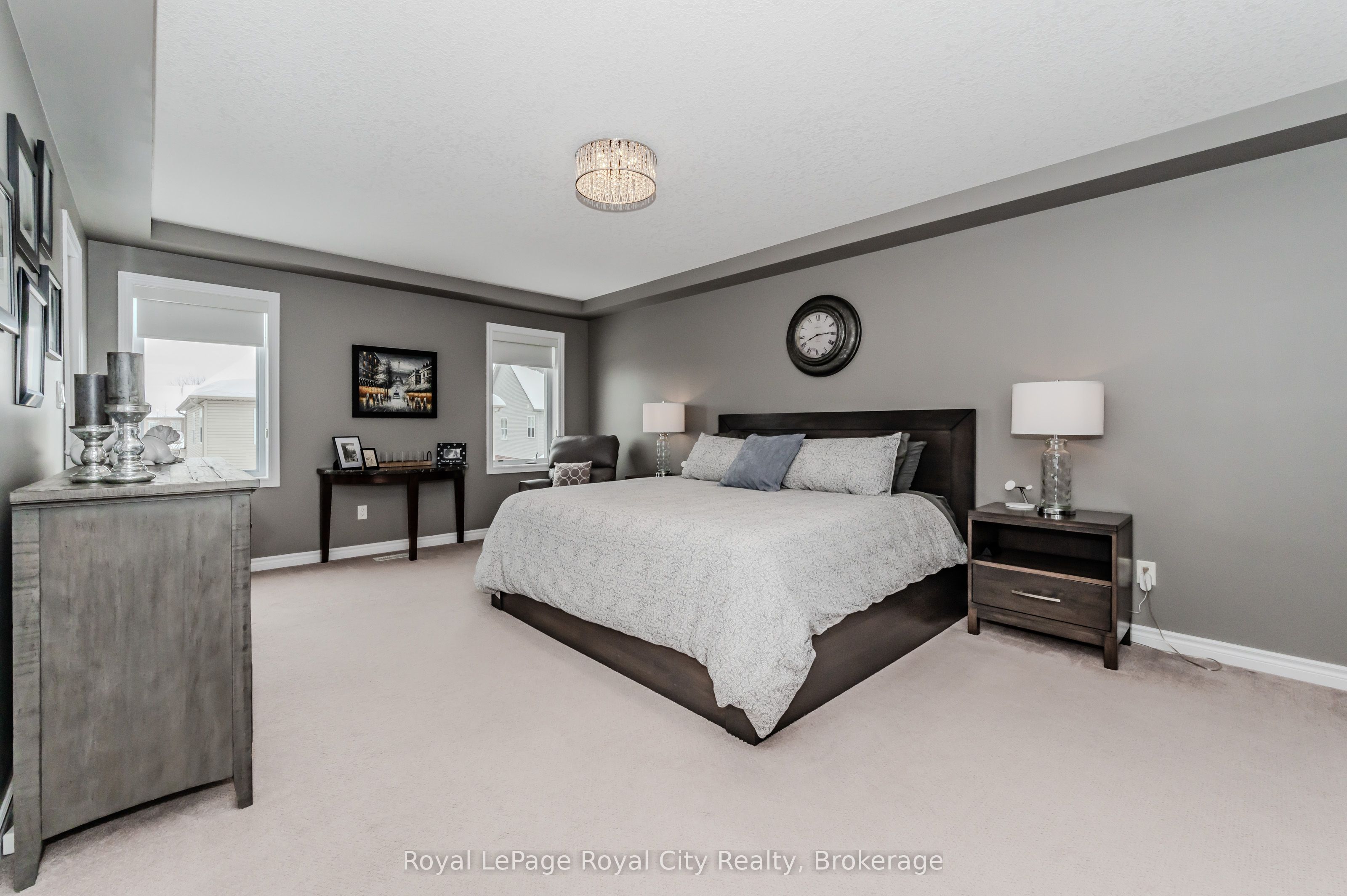 213 Tremaine Crescent