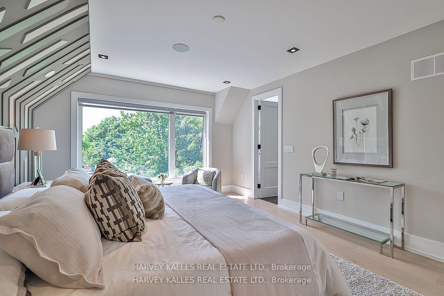 105 Donlea Drive