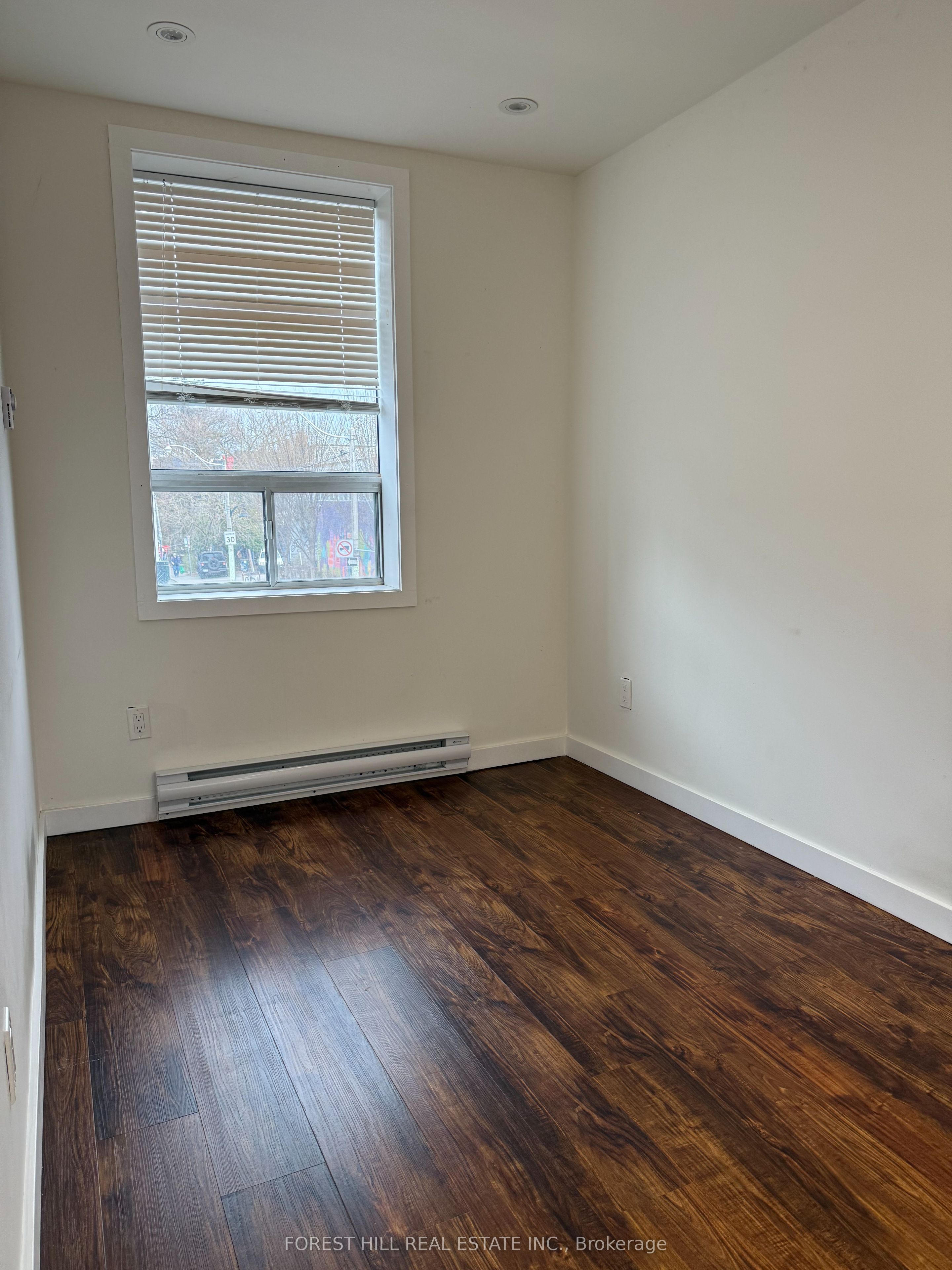 378 Bloor Street W, #1