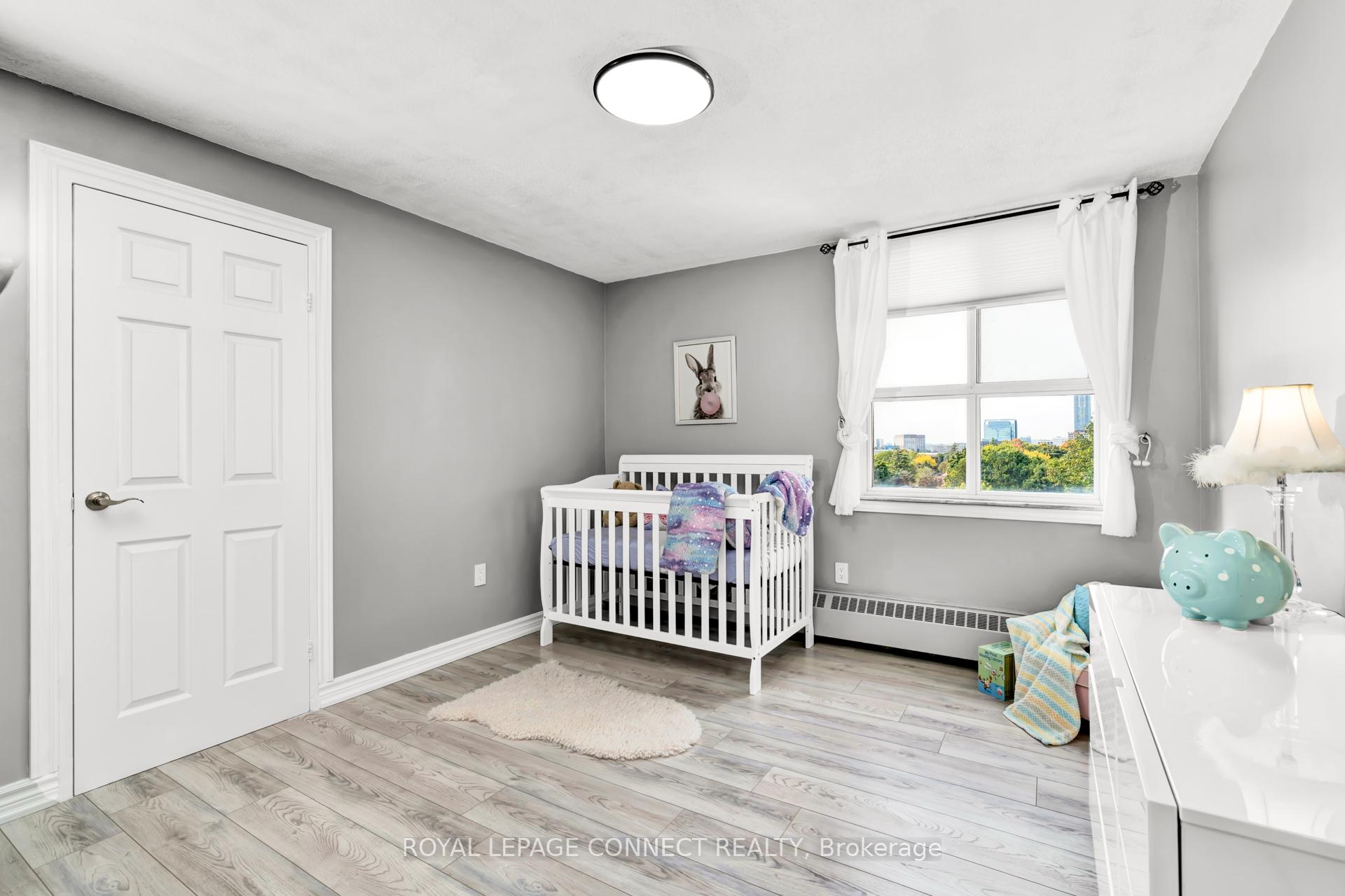 2 Bedrooms Condo at 270 Palmdale,  Toronto For sale