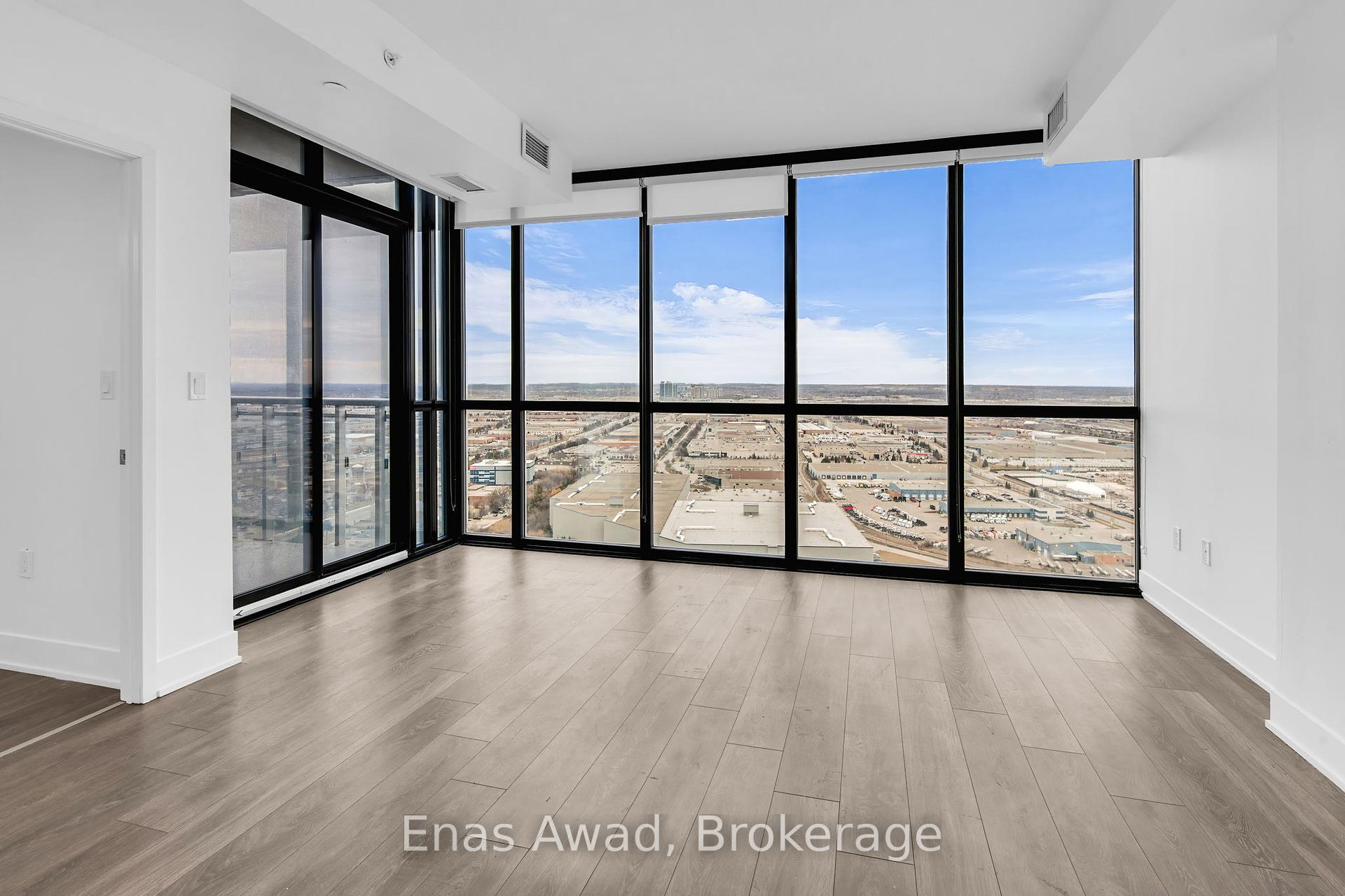 2 Bedrooms Condo at 2916 Highway 7,  Vaughan For sale