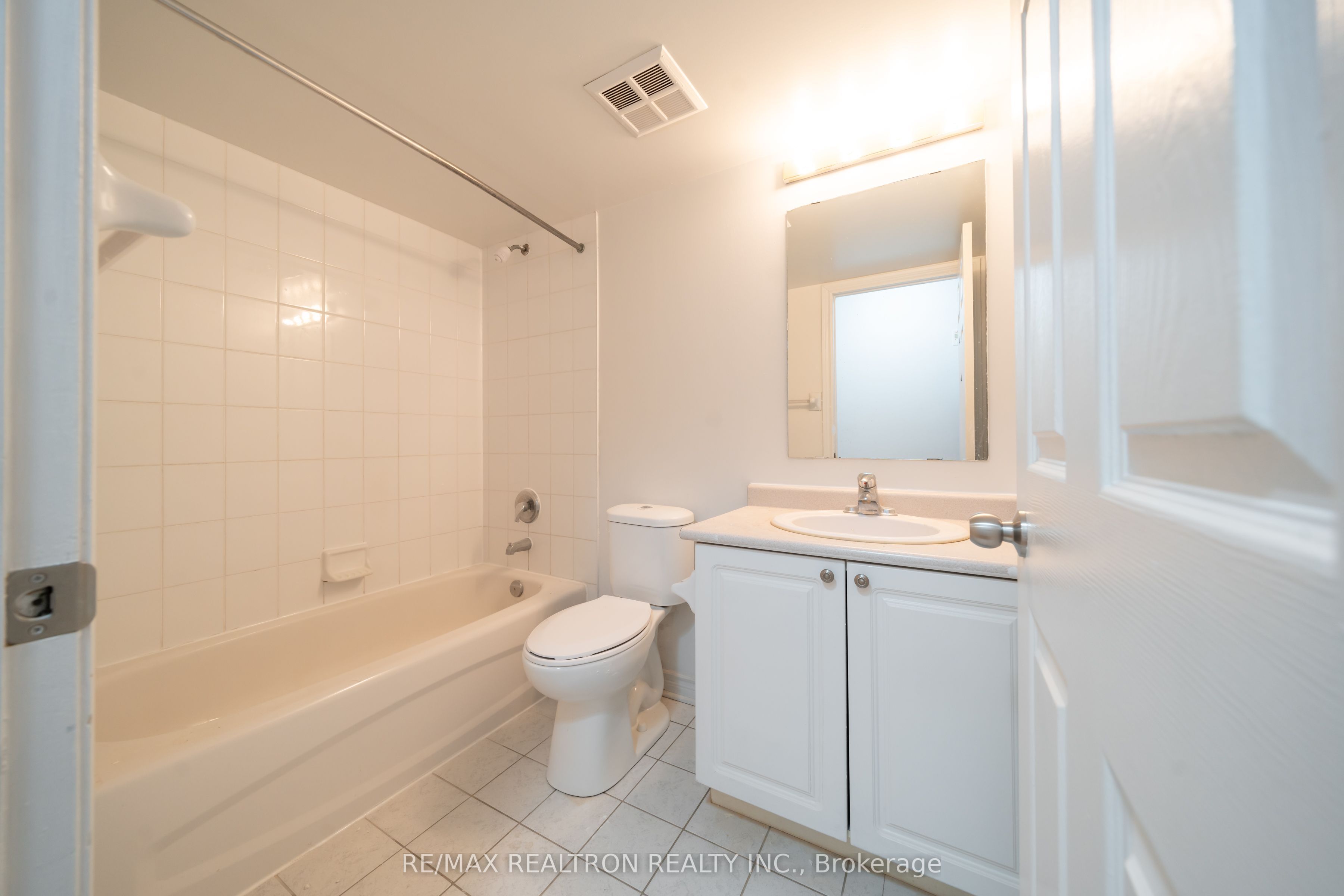 1401 Dupont Street, #601