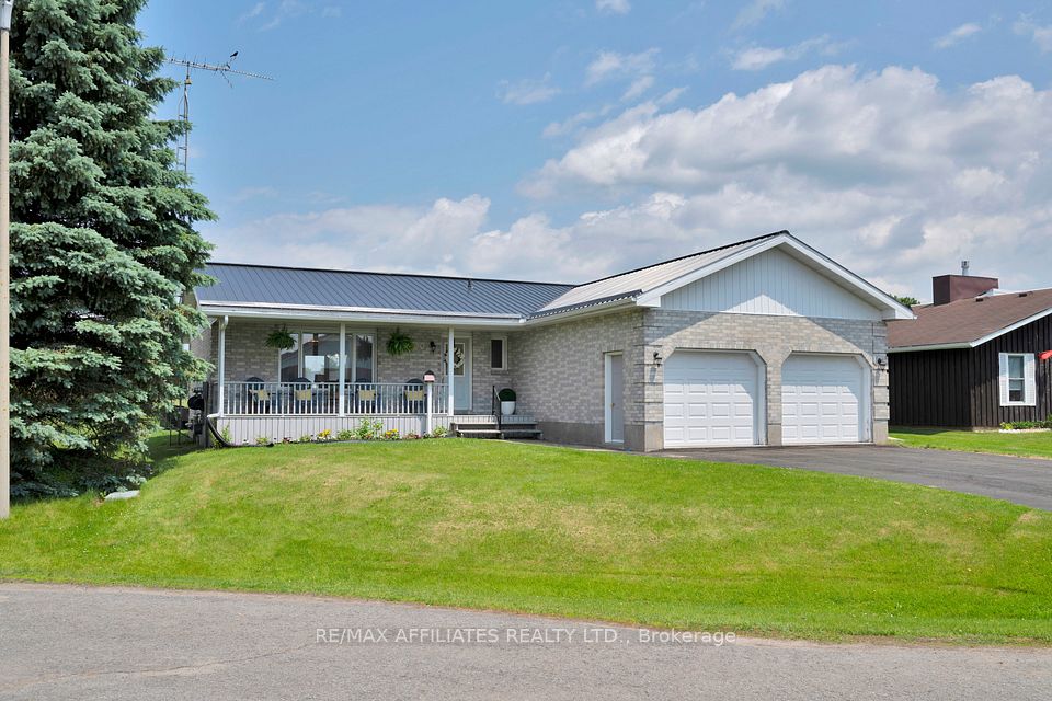 5210 Meadowland Drive, Edwardsburgh/Cardinal, ON K0E 1E0