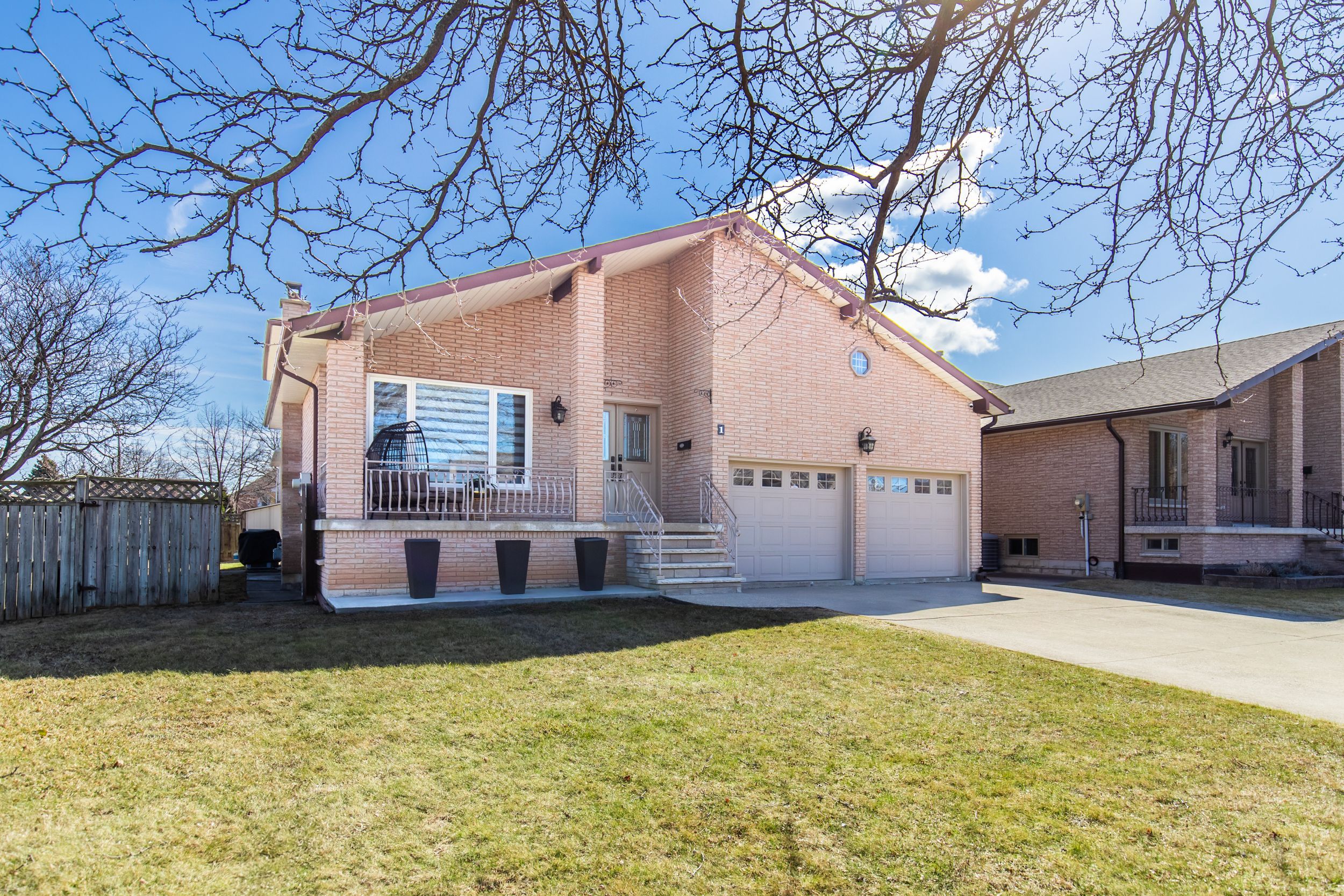 1 Adriatic Boulevard Hamilton Ontario L8G 4V1