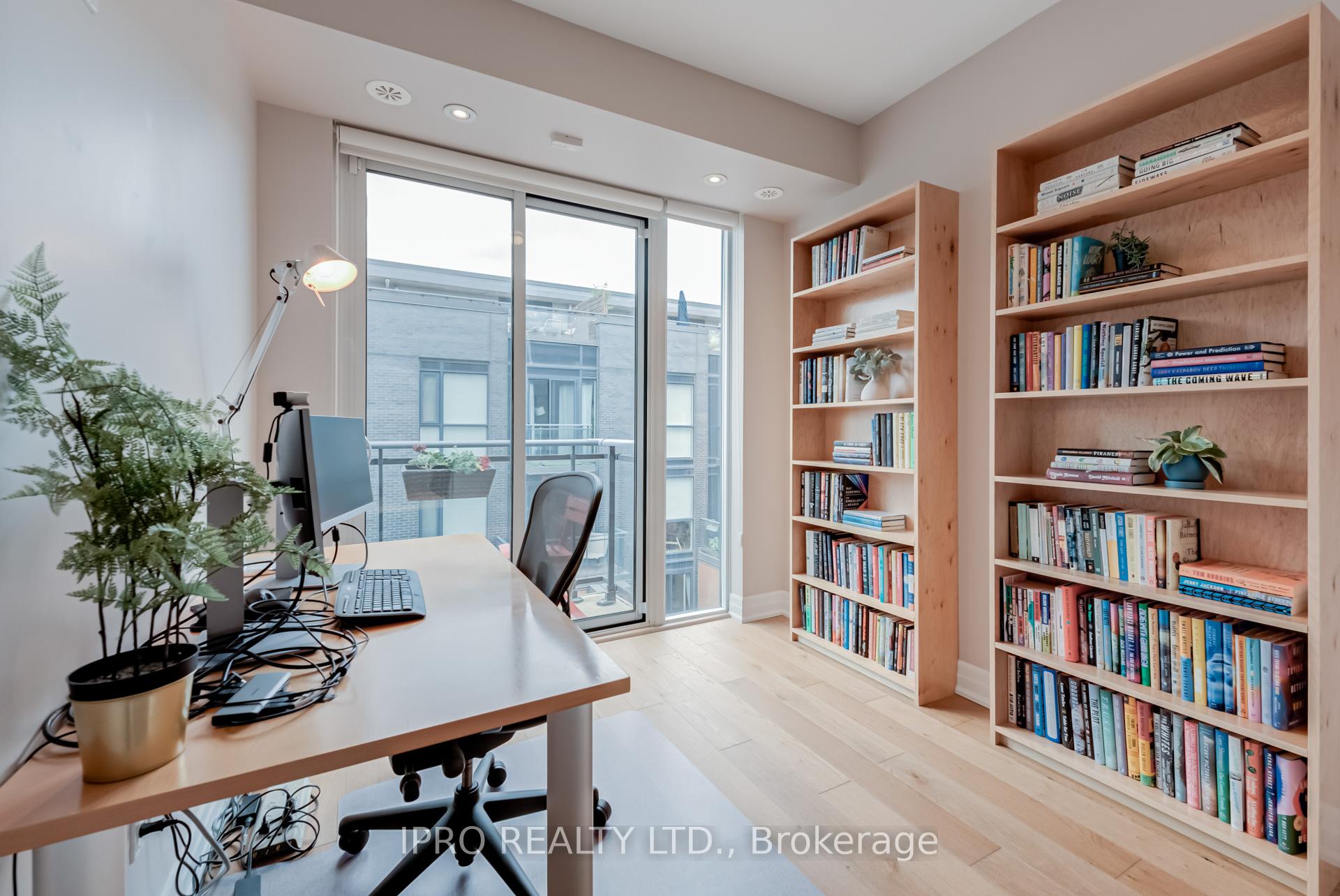 5 Bedrooms Condo at 15 Sousa Mendes, Toronto For sale