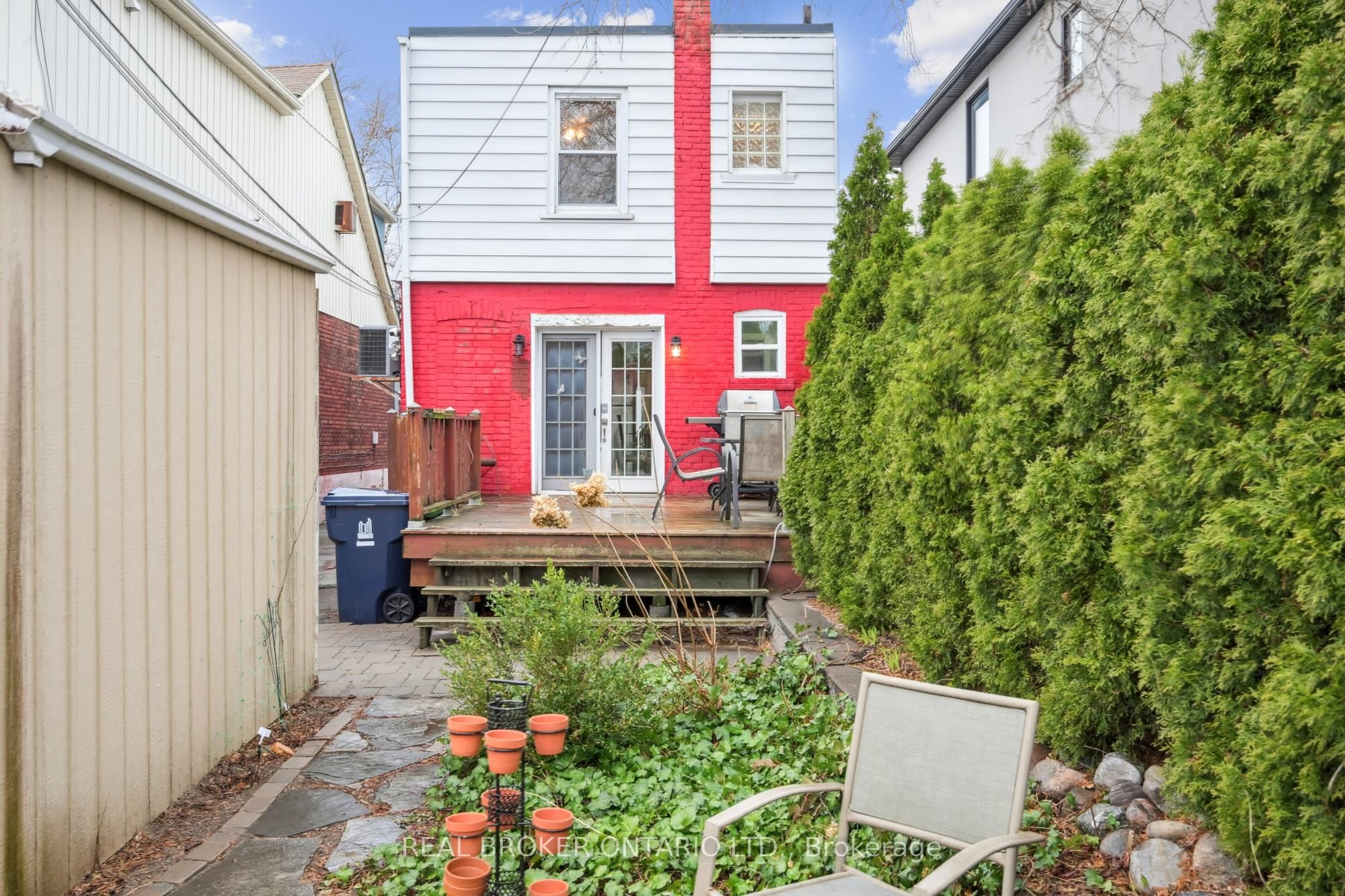105 Wiley Avenue