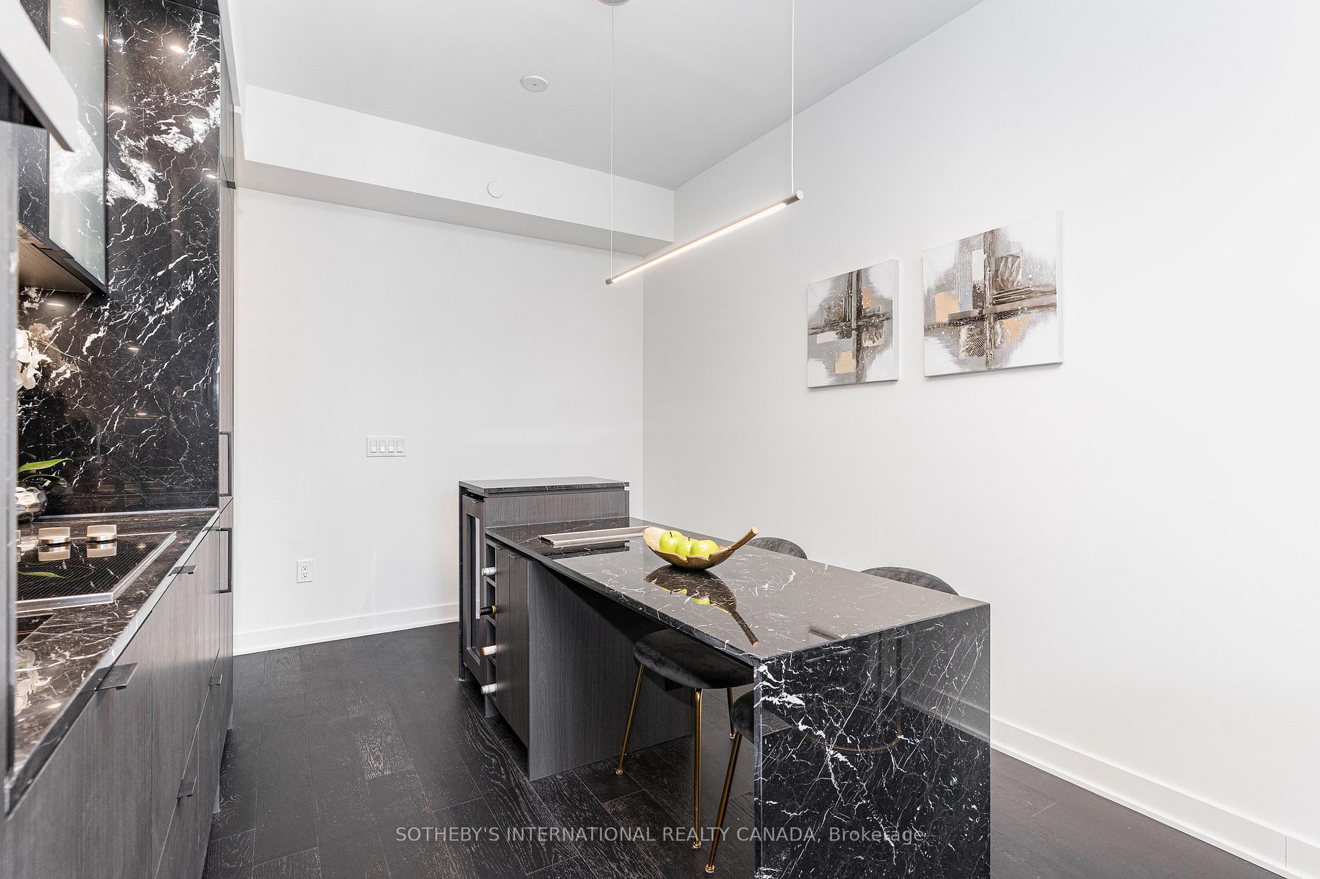 1 Bedroom Condo at 11 Yorkville, Toronto For sale