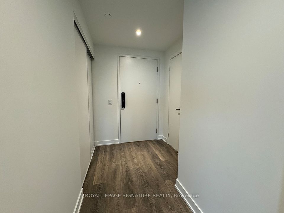 #718 - 28 Ann Street, Mississauga, ON L5G 0E1