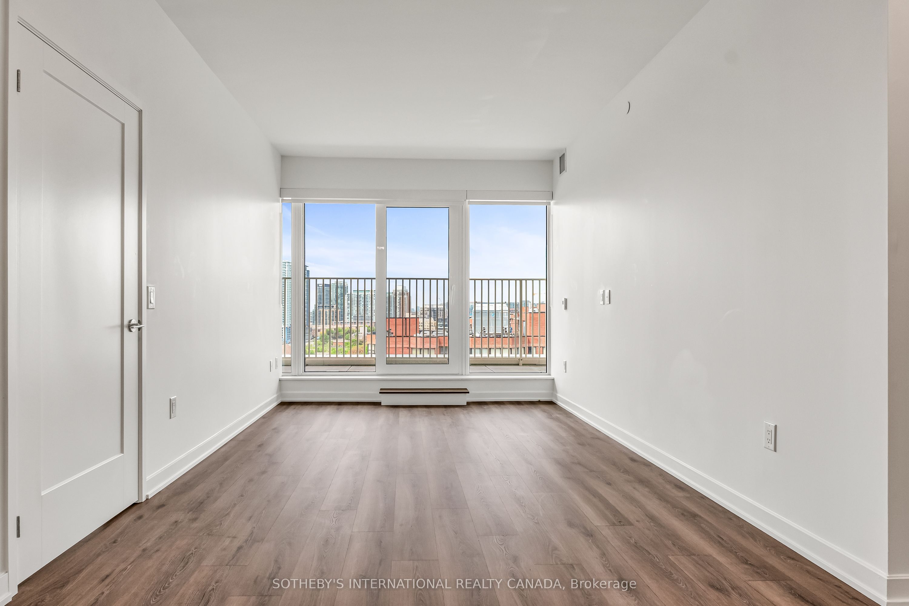 88 Bathurst Street, #1122