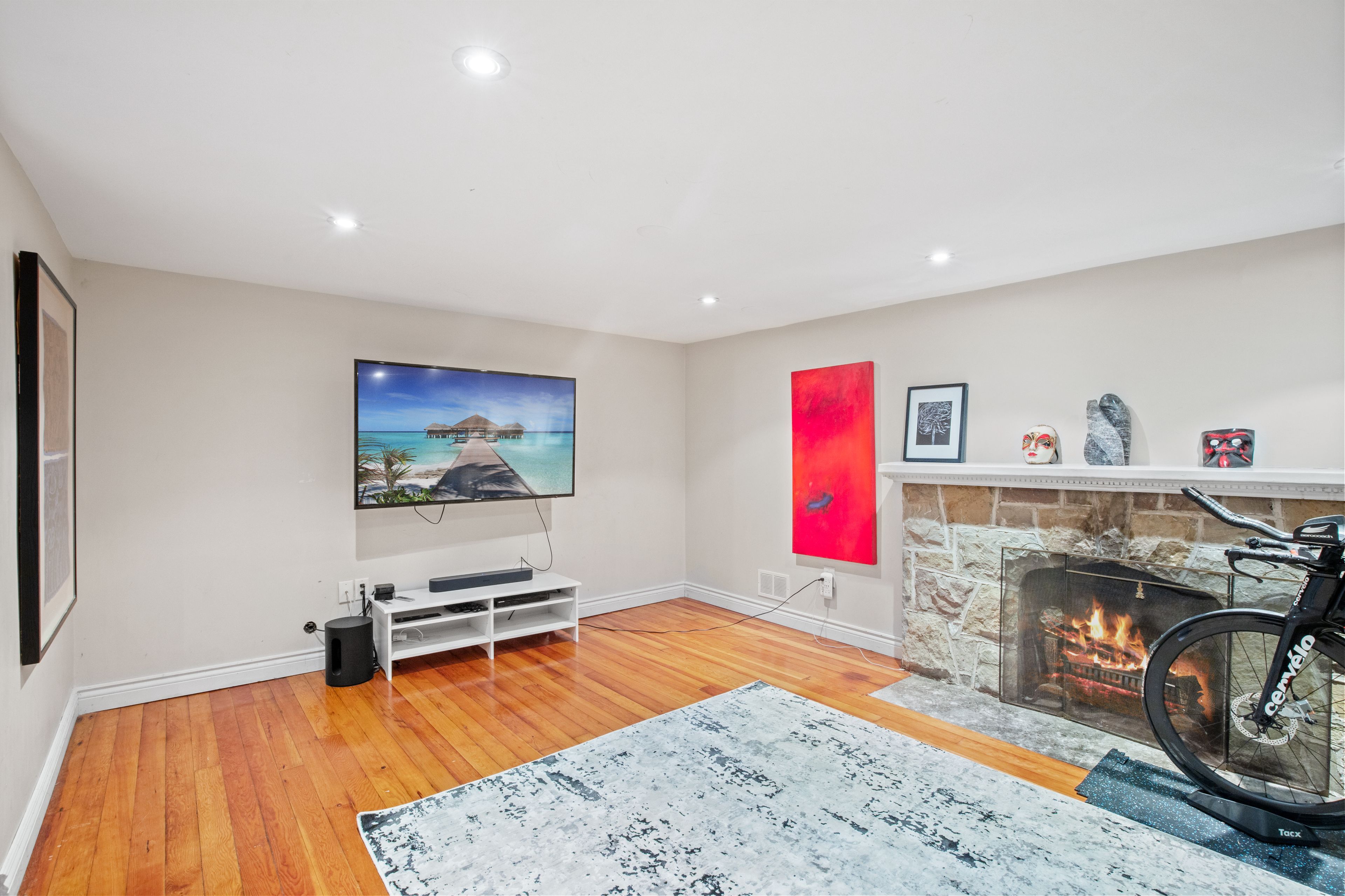 14 Lawnhurst Boulevard