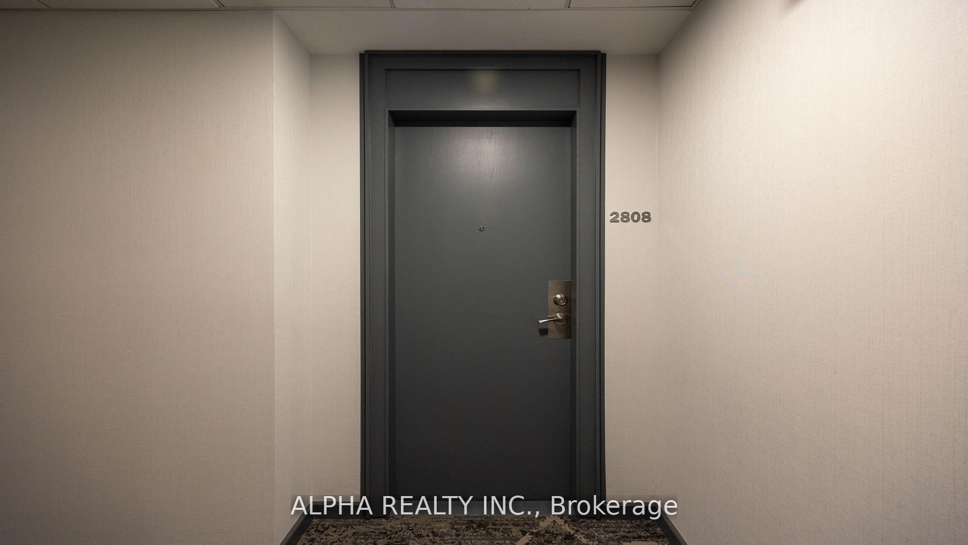 2 Bedrooms Condo at 18 Spring Garden, Toronto For sale