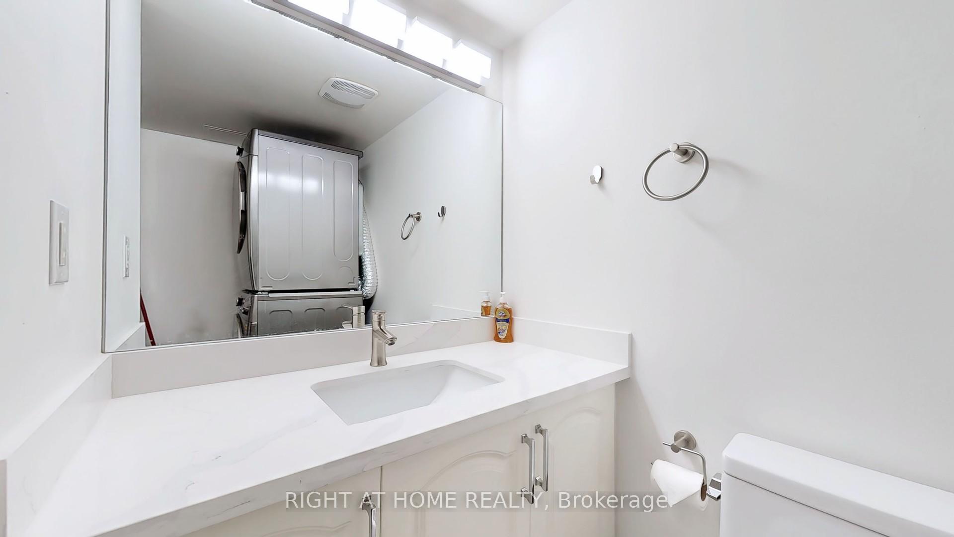 3 Bedrooms Condo at 75 Bamburgh, Toronto For sale