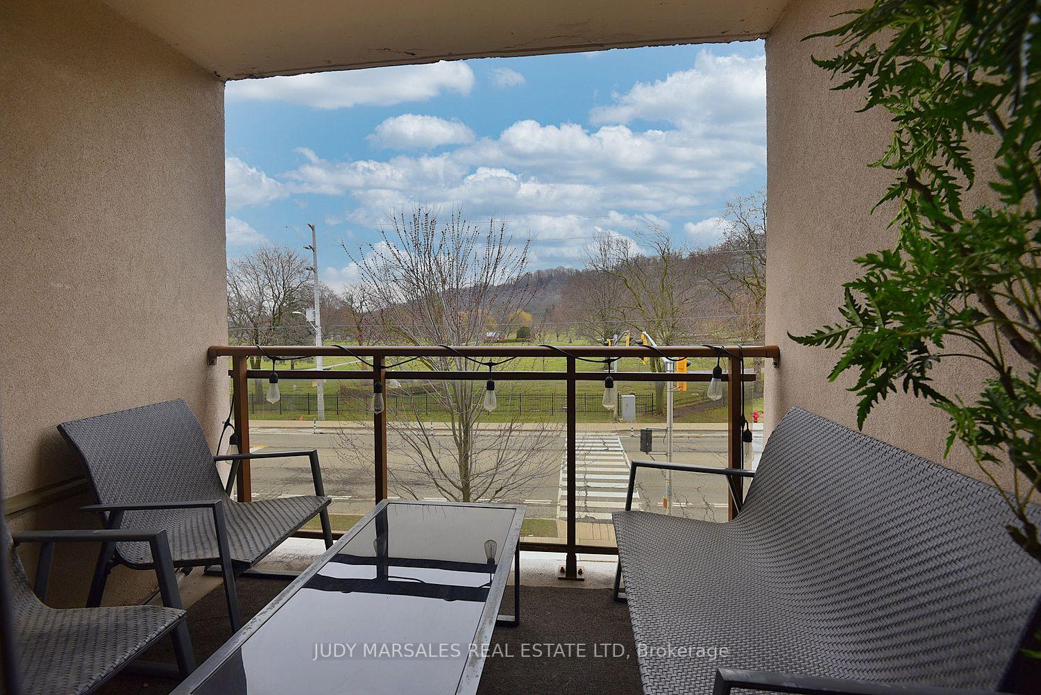 1 Bedroom Condo at 1950 Main,  Hamilton For sale