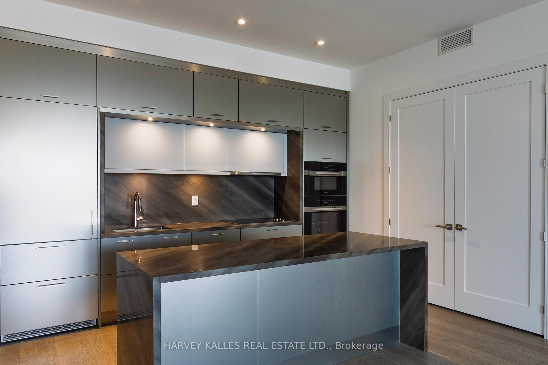 155 Merchants Wharf N/A 701
