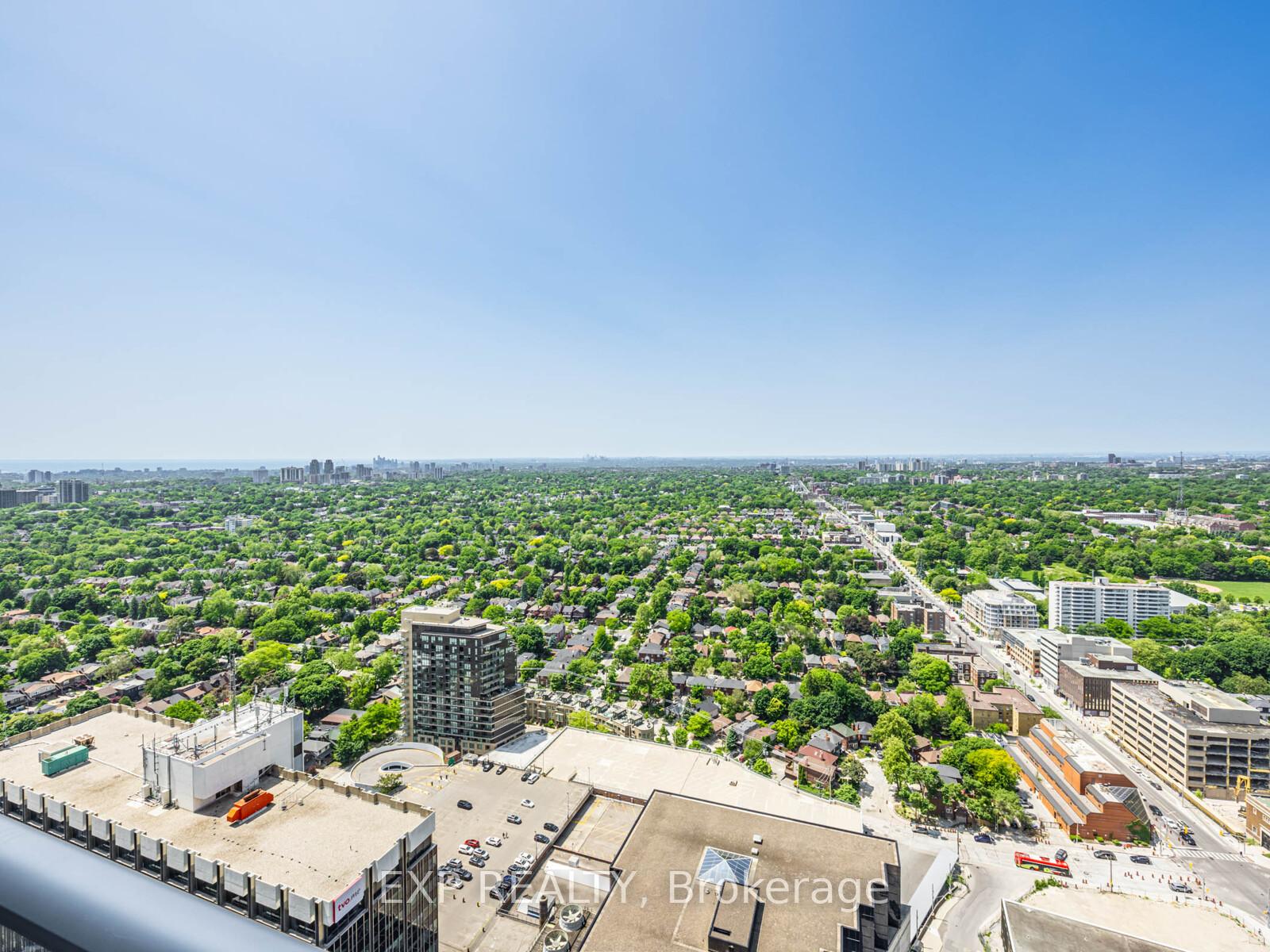 2 Bedrooms Condo at 2191 Yonge, Toronto For sale