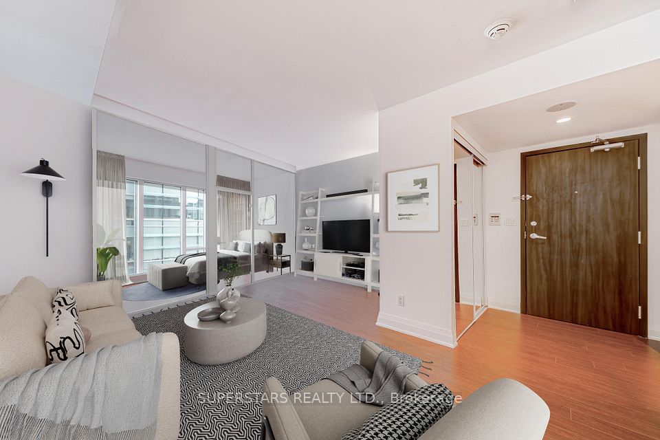 210 Victoria