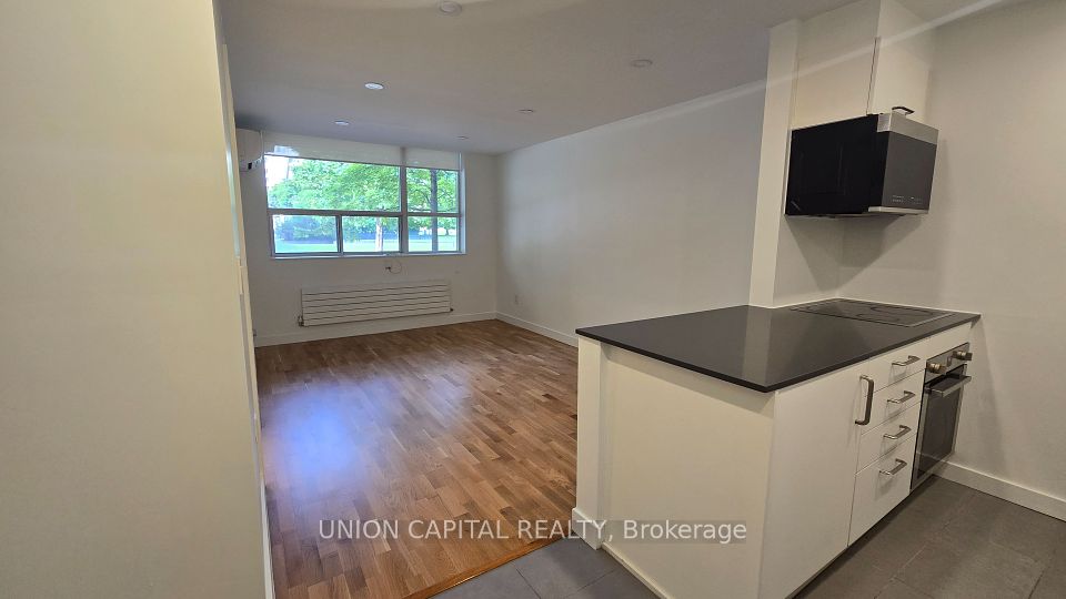 230 Oak