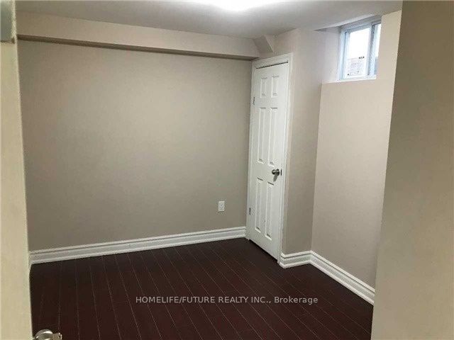 https://trreb-image.ampre.ca/UI4puzuR7Y8InSuEsEk6kS0wmBI5VXFzHKMhTy_cQDg/rs:fit:960:960/wm:.5:so:0:50:.4/wmsh:10/wmt:PHNwYW4gZm9yZWdyb3VuZD0nd2hpdGUnIGZvbnQ9JzY4Jz5IT01FTElGRS9GVVRVUkUgUkVBTFRZIElOQy4sIEJyb2tlcmFnZTwvc3Bhbj4/L3RycmViL2xpc3RpbmdzLzQwLzk4LzQ4LzI4L3AvYjJjMGI3ZmItMWNlMy00NTFhLTk5Y2EtOTdkNTlkY2JkZmUxLmpwZw.jpg