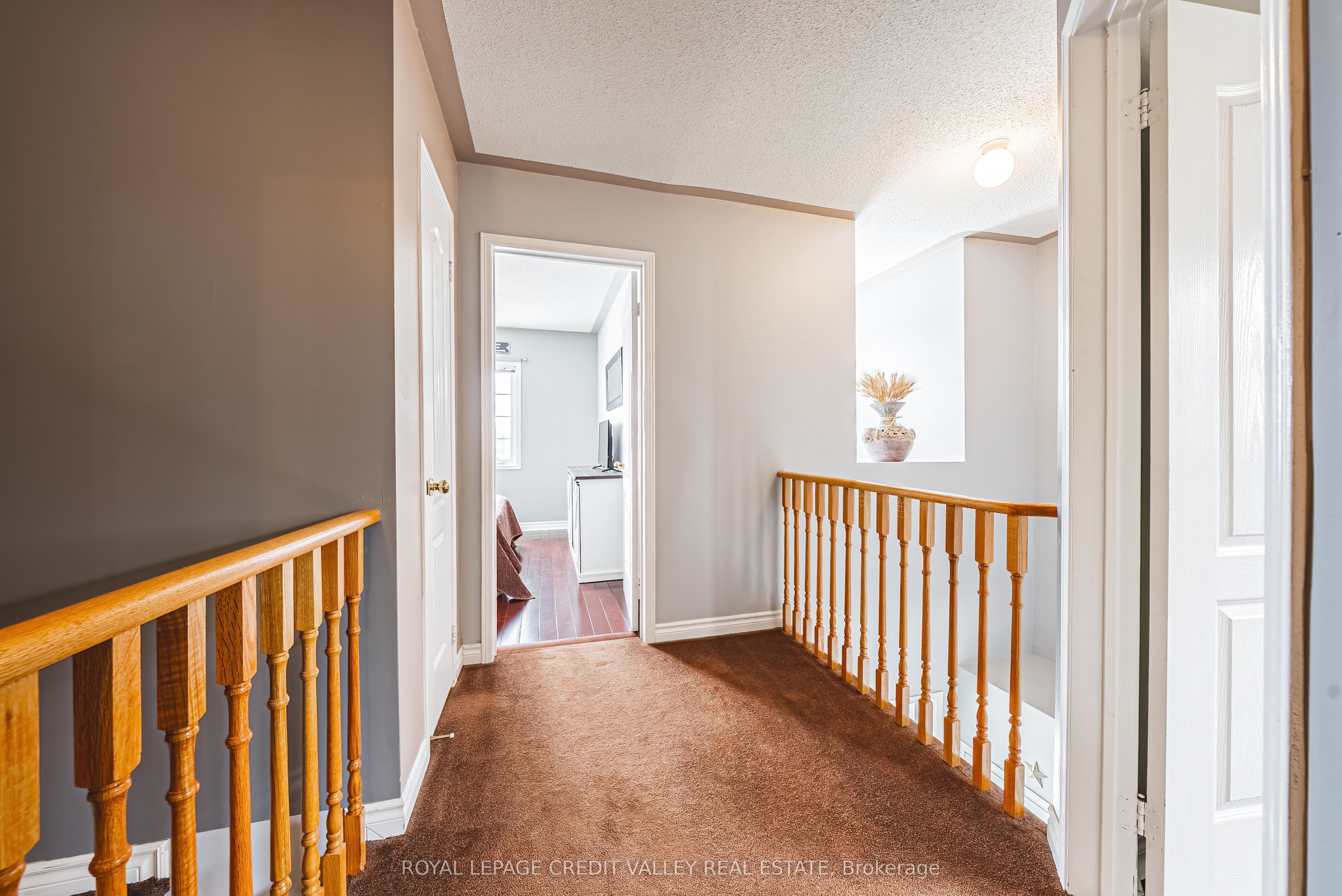 13 Brookstone Court