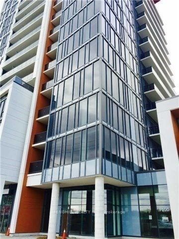 9600 Yonge