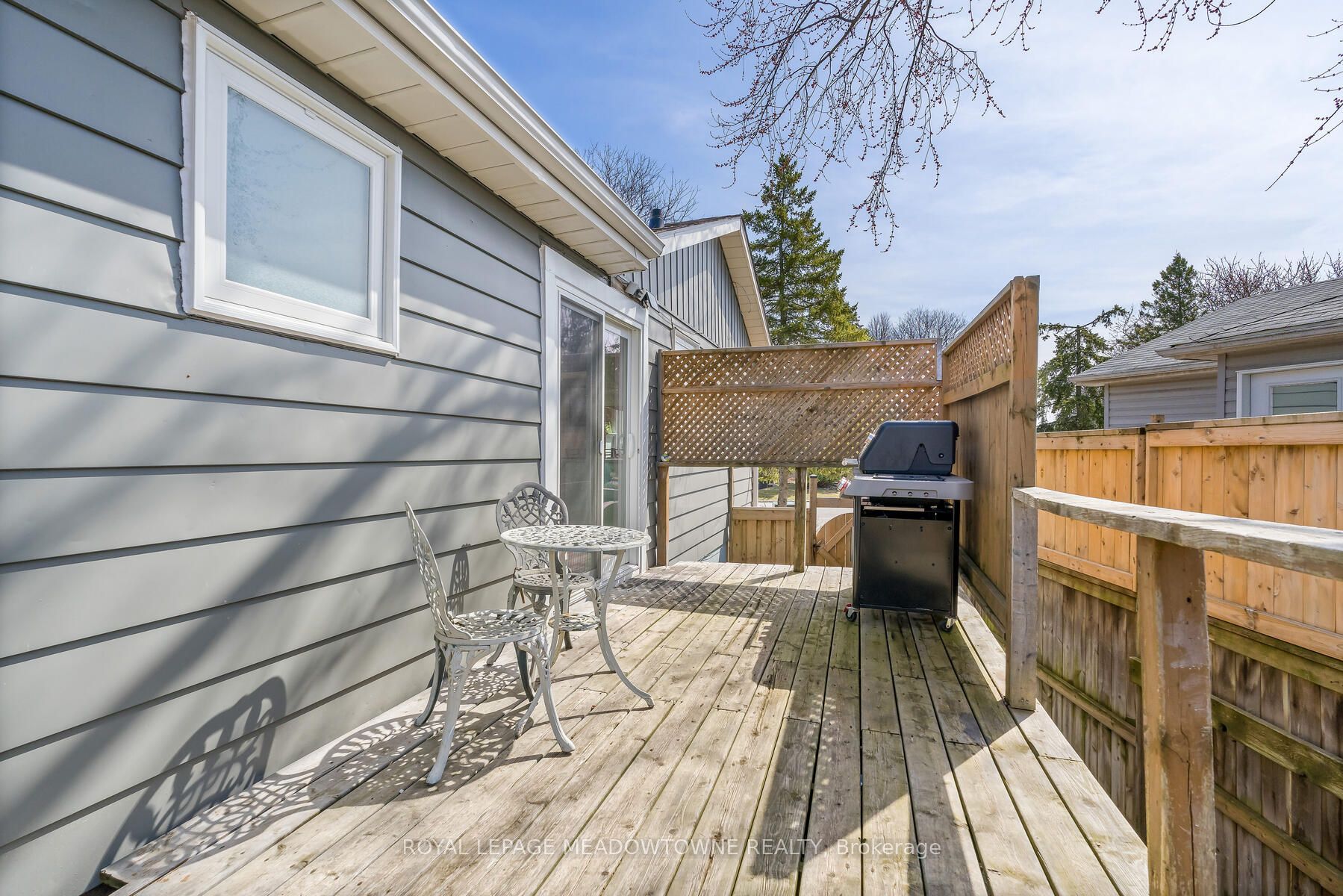 338 Whitehead Crescent