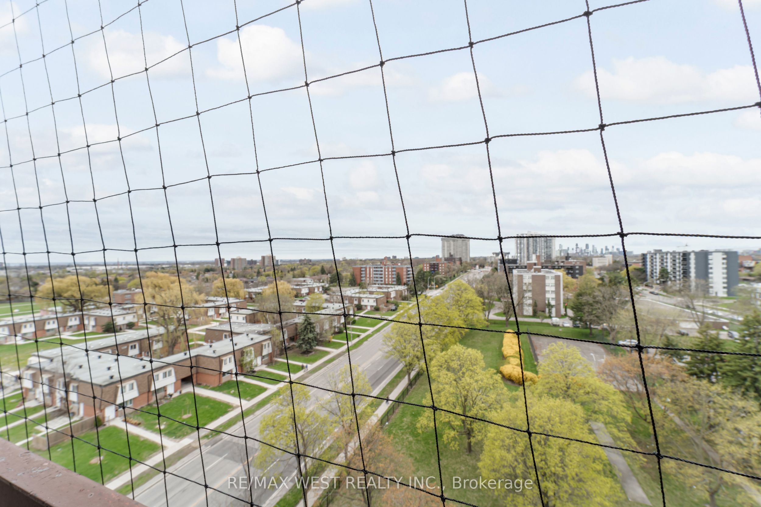 1615 Bloor Street, #1001