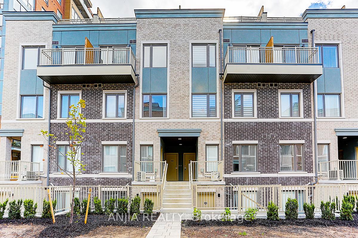 2 Bedrooms Condo at 5 William Jackson, Toronto For sale