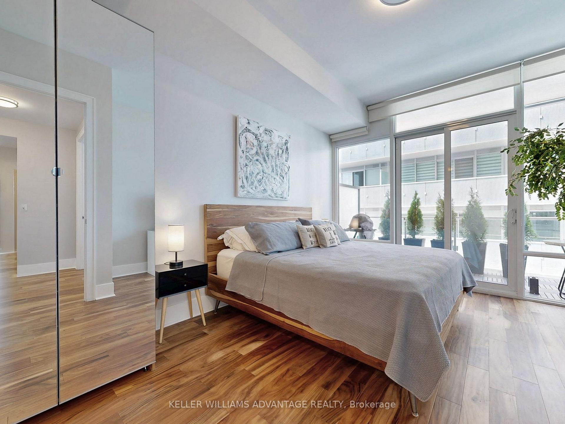 2 Bedrooms Condo at 29 Queens, Toronto For sale