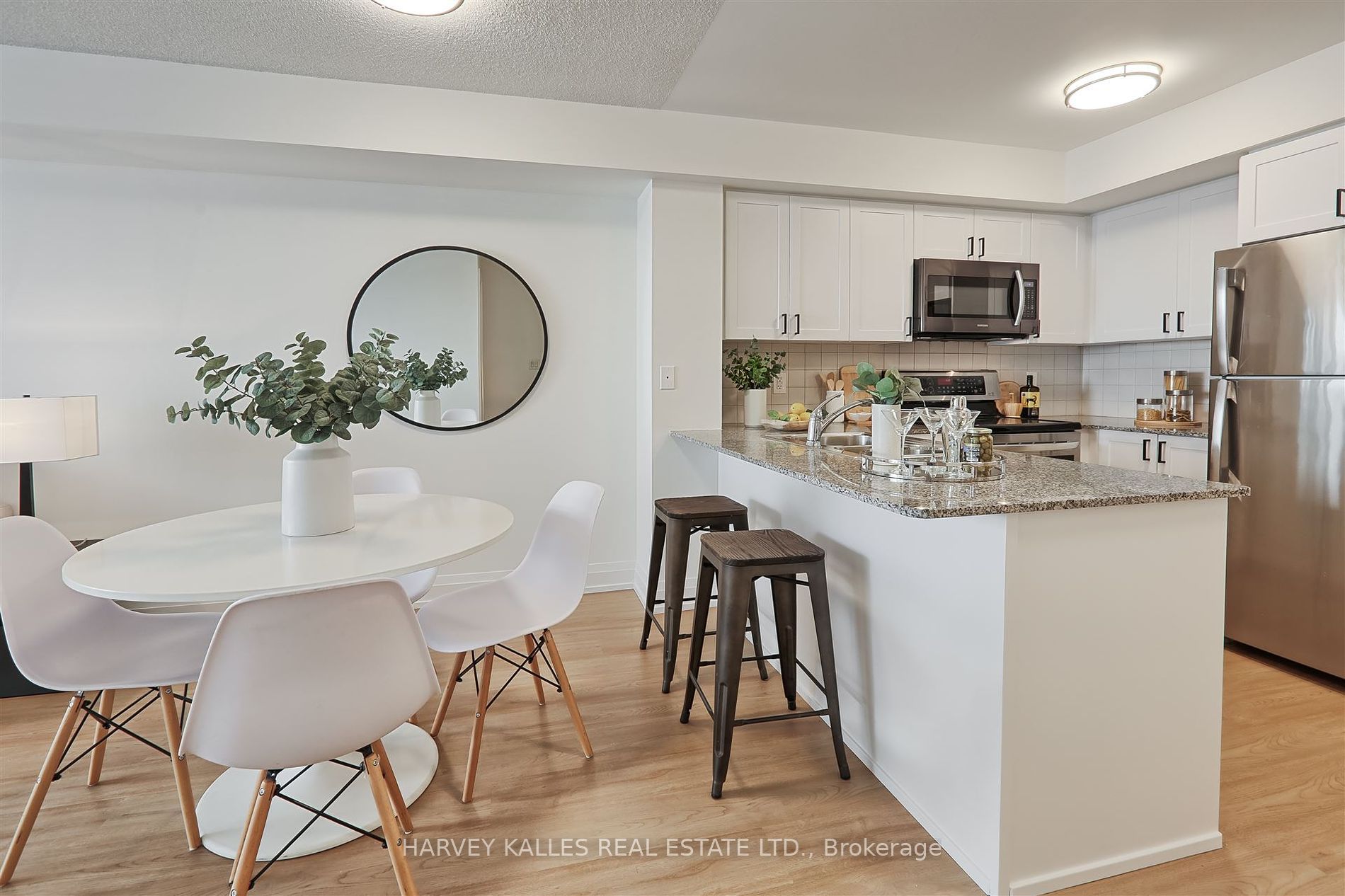 1070 Sheppard Avenue W 912