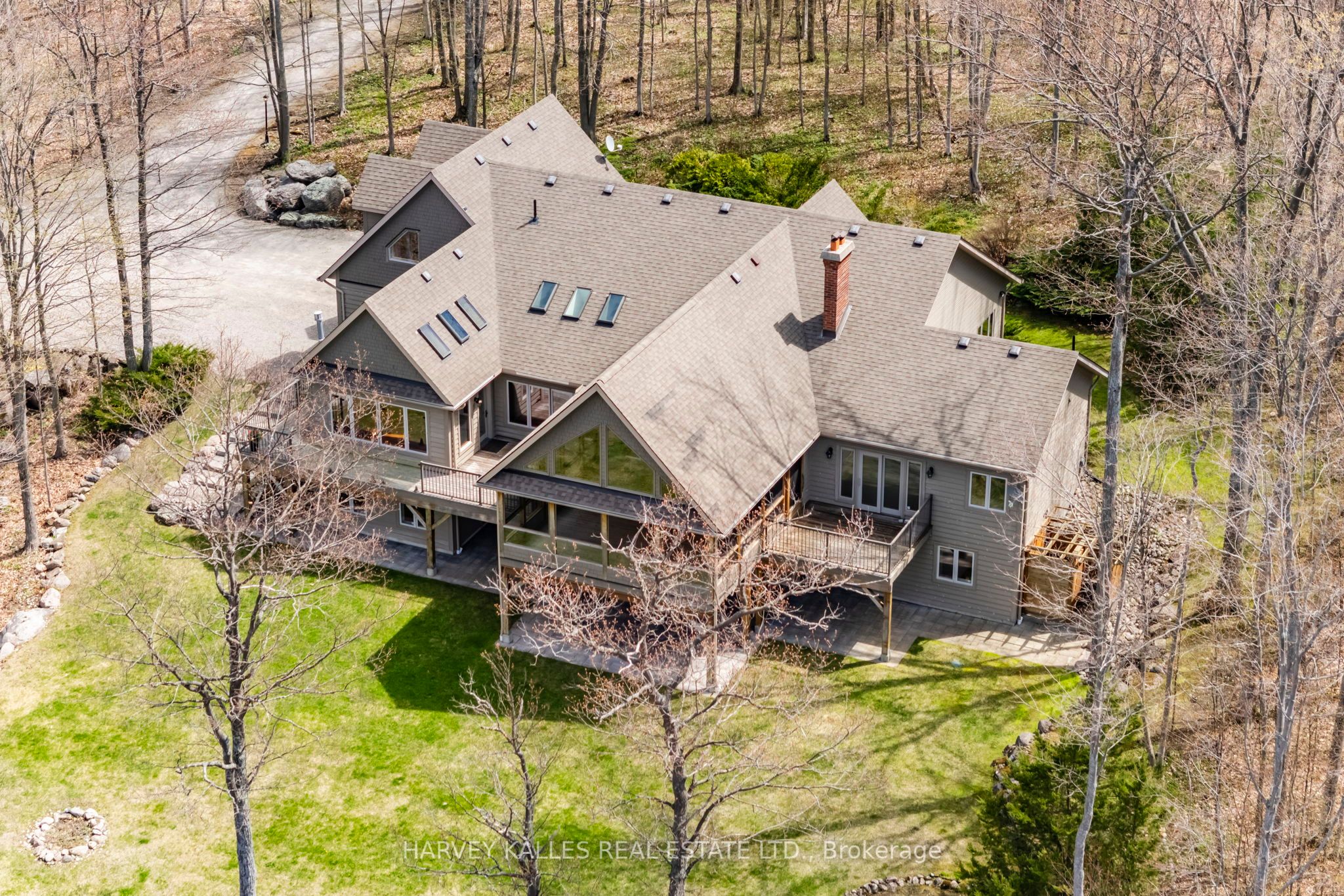 20 Nippissing Ridge Road