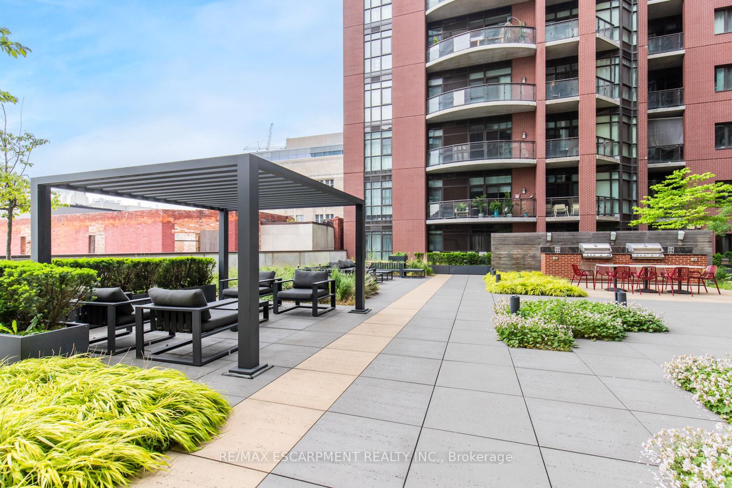 1 Bedroom Condo at 112 King,  Hamilton For sale