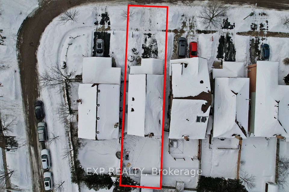 https://trreb-image.ampre.ca/UK_DUgE8z2pg4fwOWhrE2uuyQOKDIiJ6AOPARvSLNCU/rs:fit:960:960/wm:.5:so:0:50:.4/wmsh:10/wmt:PHNwYW4gZm9yZWdyb3VuZD0nd2hpdGUnIGZvbnQ9JzY4Jz5FWFAgUkVBTFRZLCBCcm9rZXJhZ2U8L3NwYW4-/L3RycmViL2xpc3RpbmdzLzQwLzQ5LzIzLzY2L3AvMmQyNjc2MDEtOTE3Zi00NjQ5LTkxOTktOTI3NzNhODIzZjRmLmpwZw.jpg