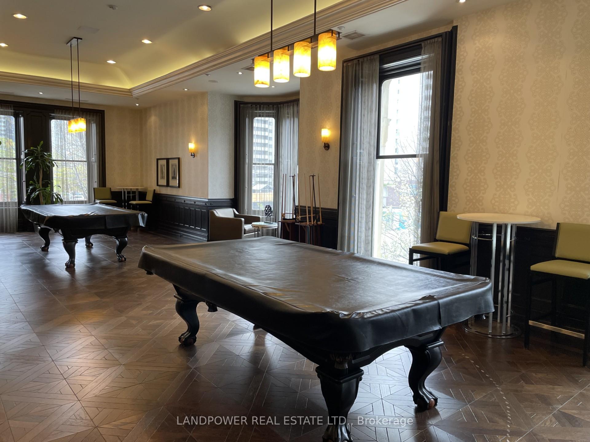 1 Bedroom Condo at 28 Linden, Toronto For sale