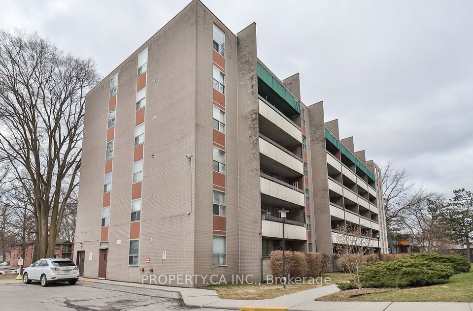 3625 Lakeshore