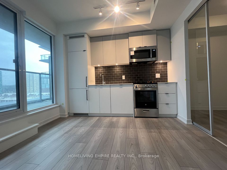 285 Dufferin