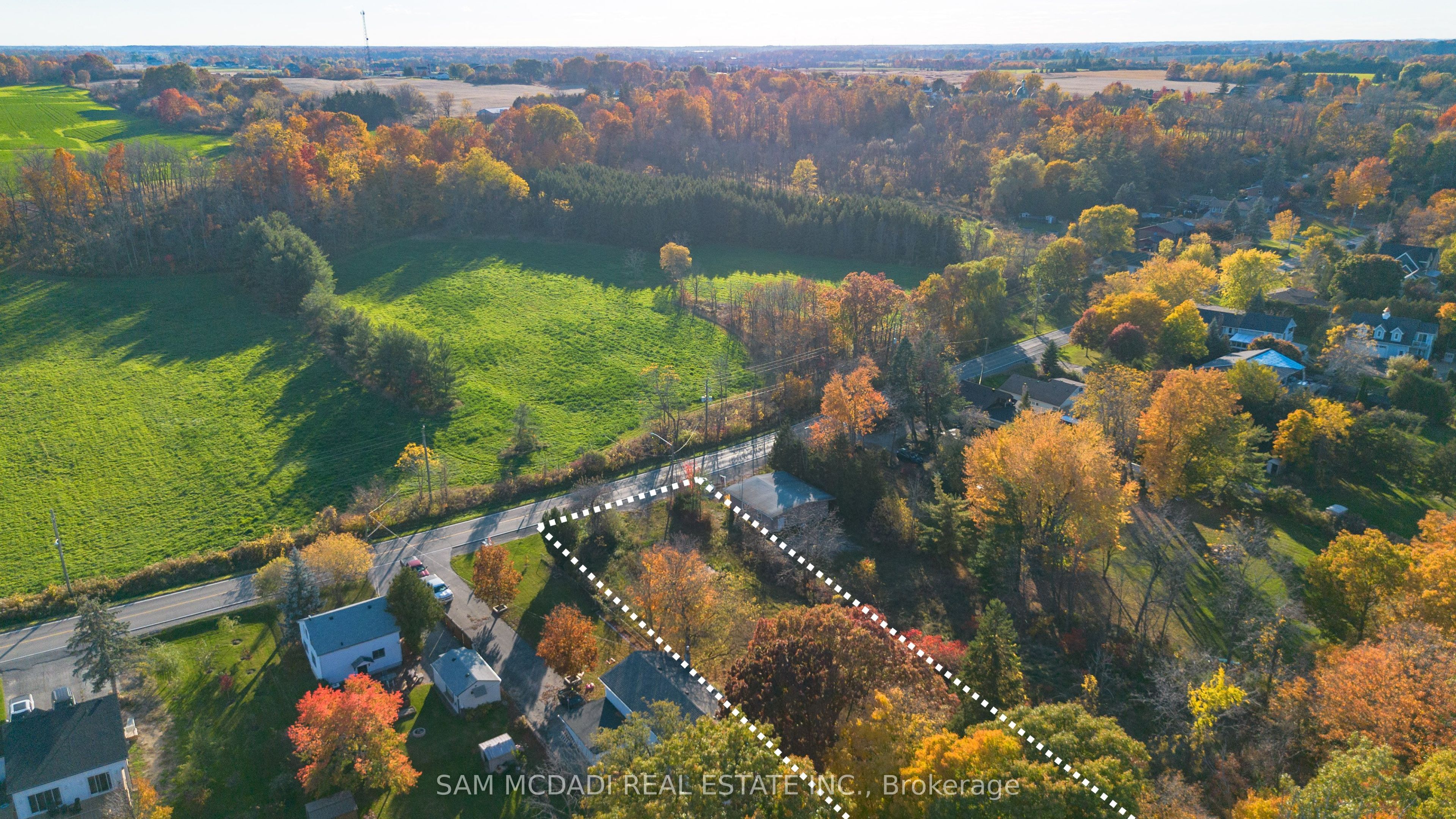 59 Ridge Road, Grimsby, ON L3M 4E7