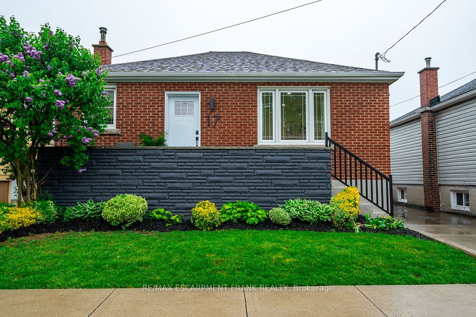 17 East 11th