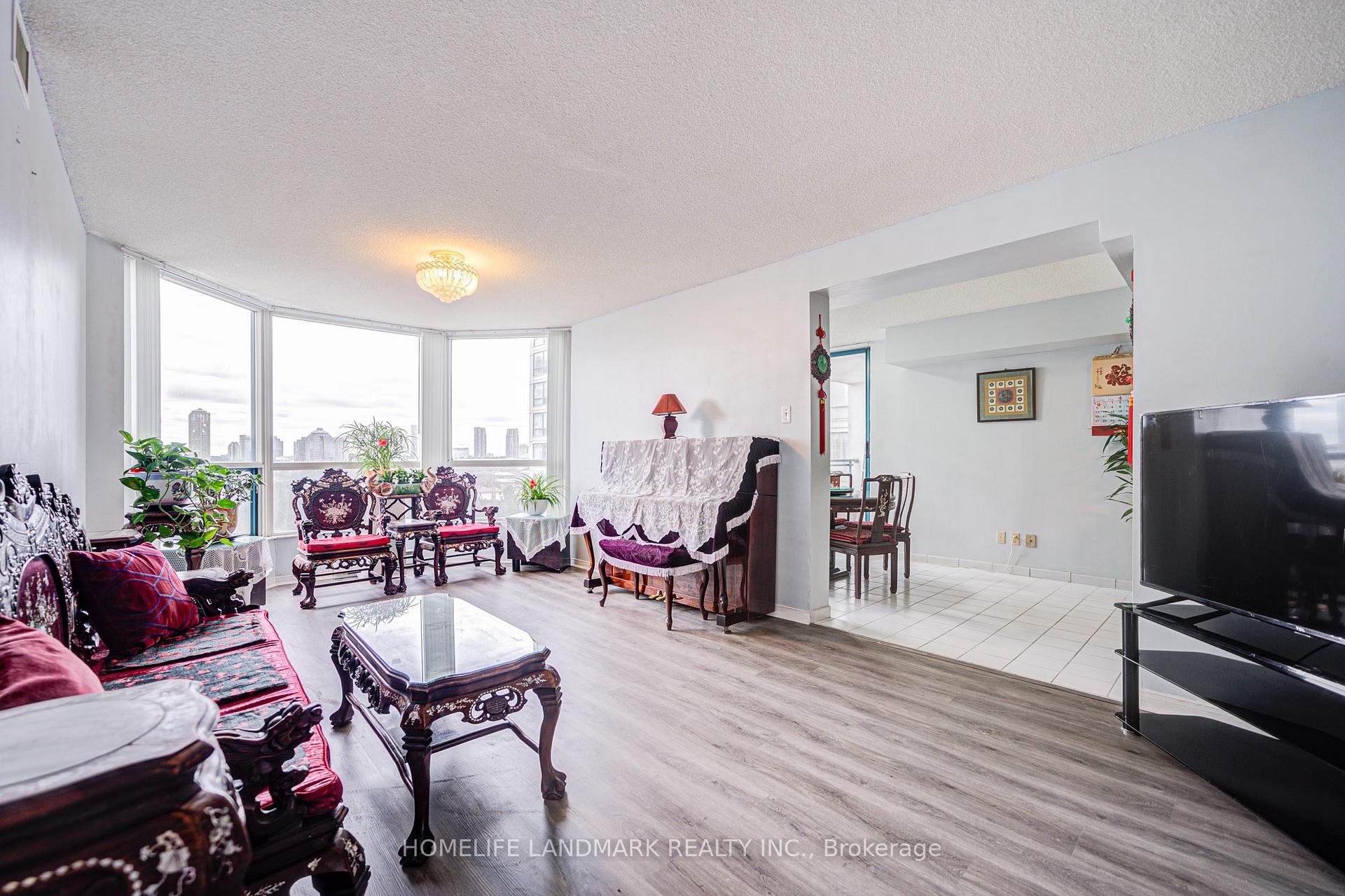 3 Bedrooms Condo at 4725 Sheppard, Toronto For sale