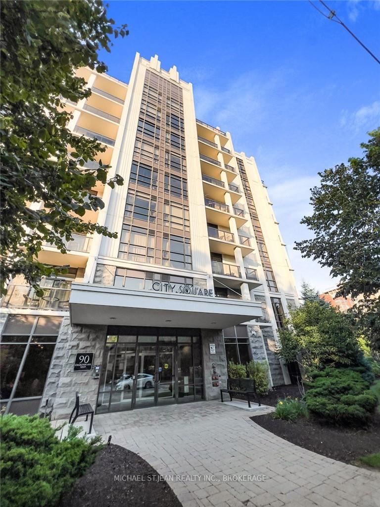 2 Bedrooms Condo at 90 Charlton,  Hamilton For sale