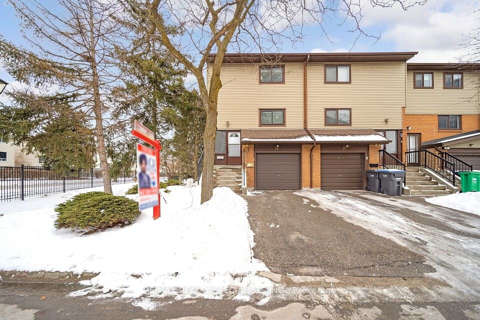 24 Carleton Place
