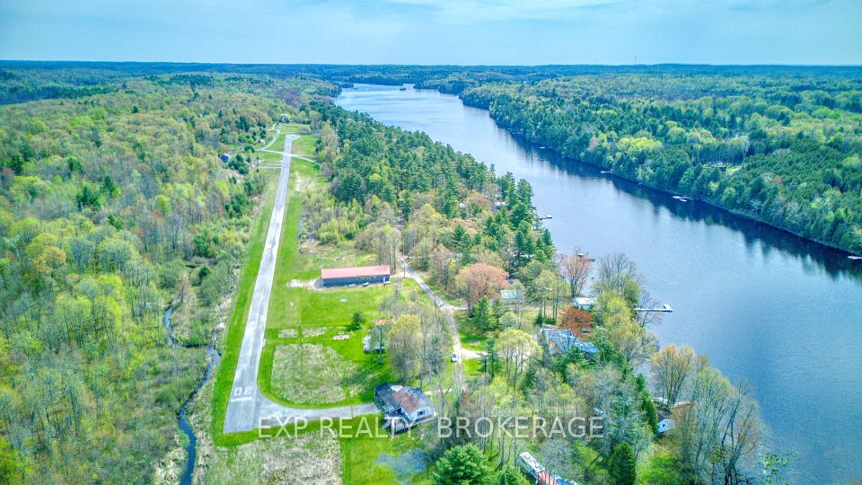 1013 Turner Way, Central Frontenac, ON K0H 1B0
