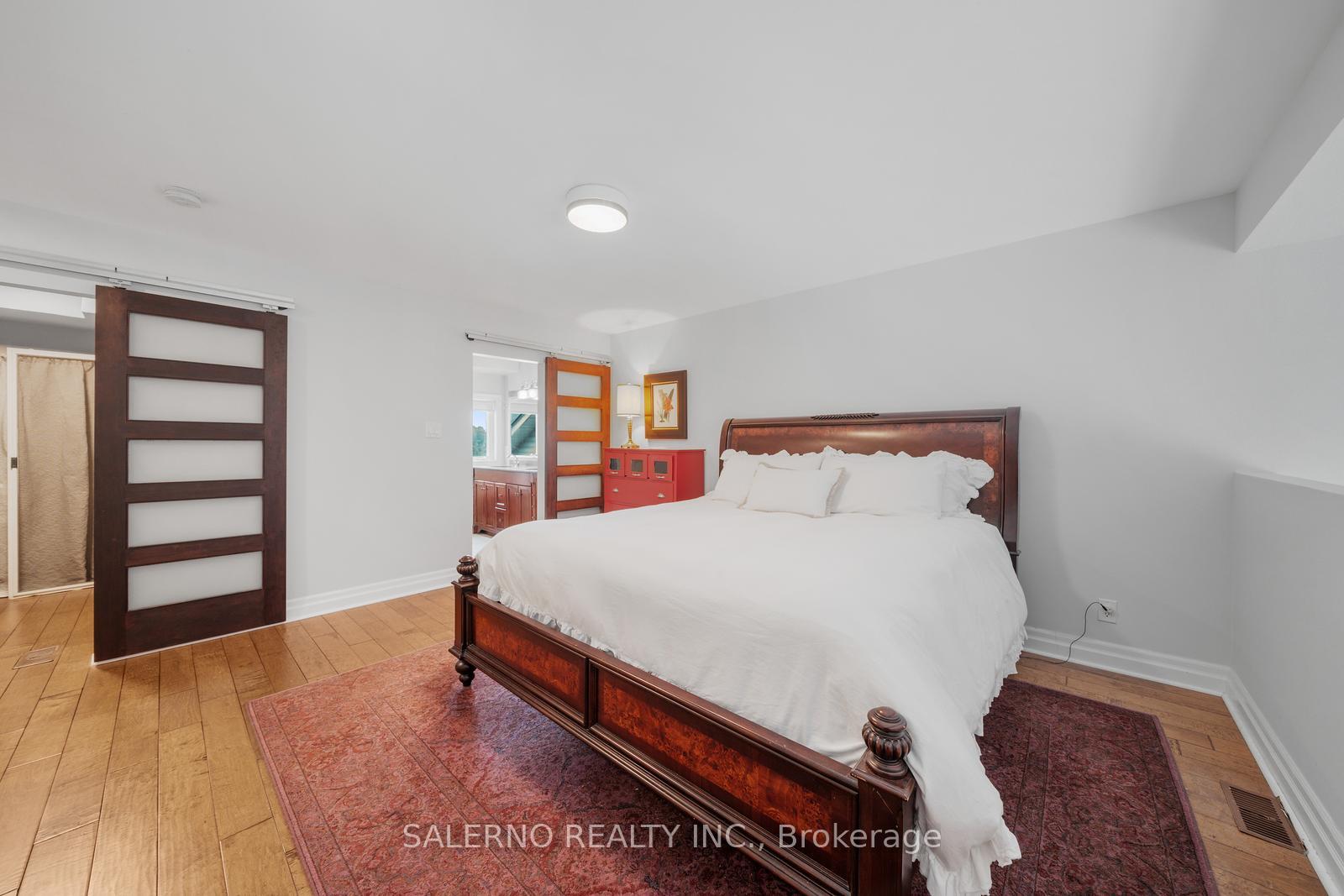 3 Bedrooms Condo at 128 Aerodrome, Toronto For sale