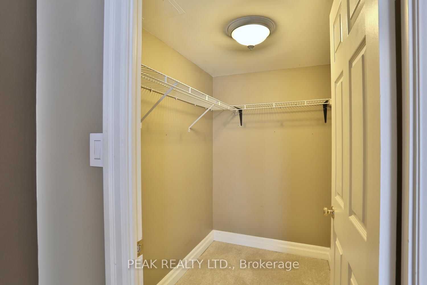 3267 King Street E, #205
