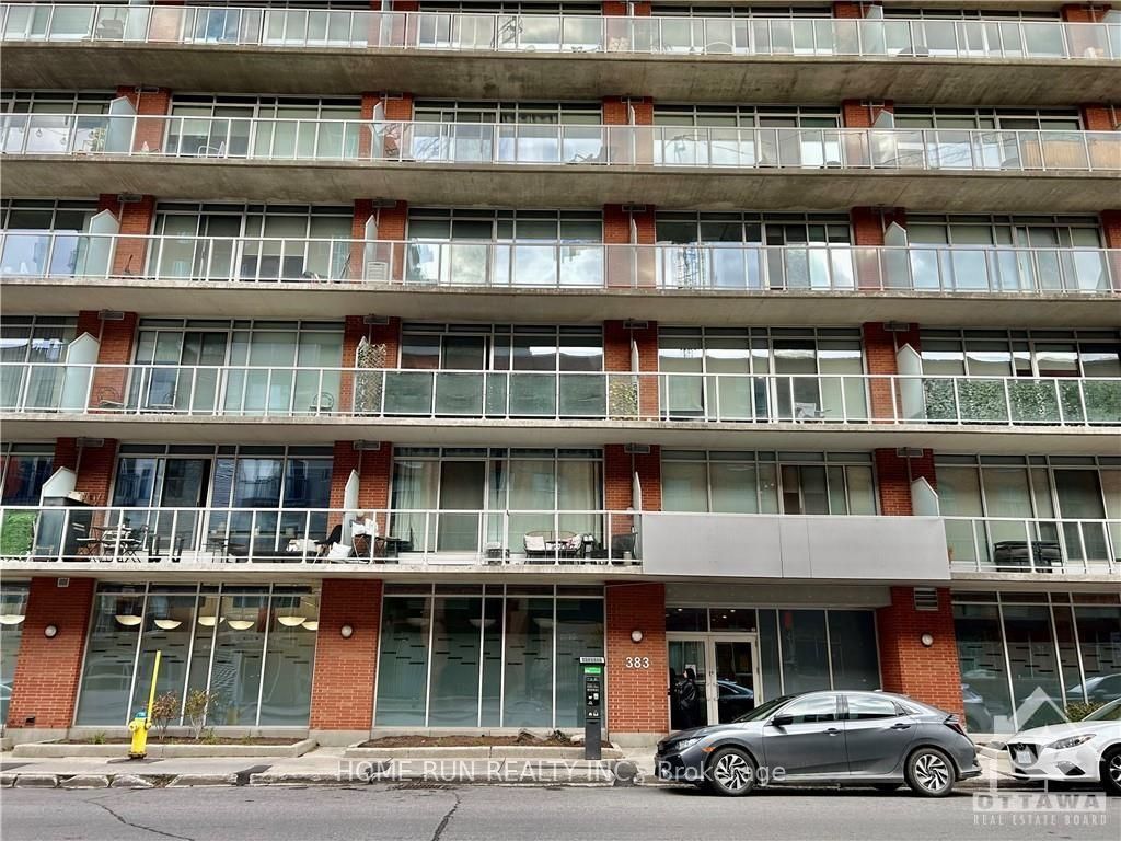 #407 - 383 CUMBERLAND Street, LowerTownSandyHill, ON K1R 7V7