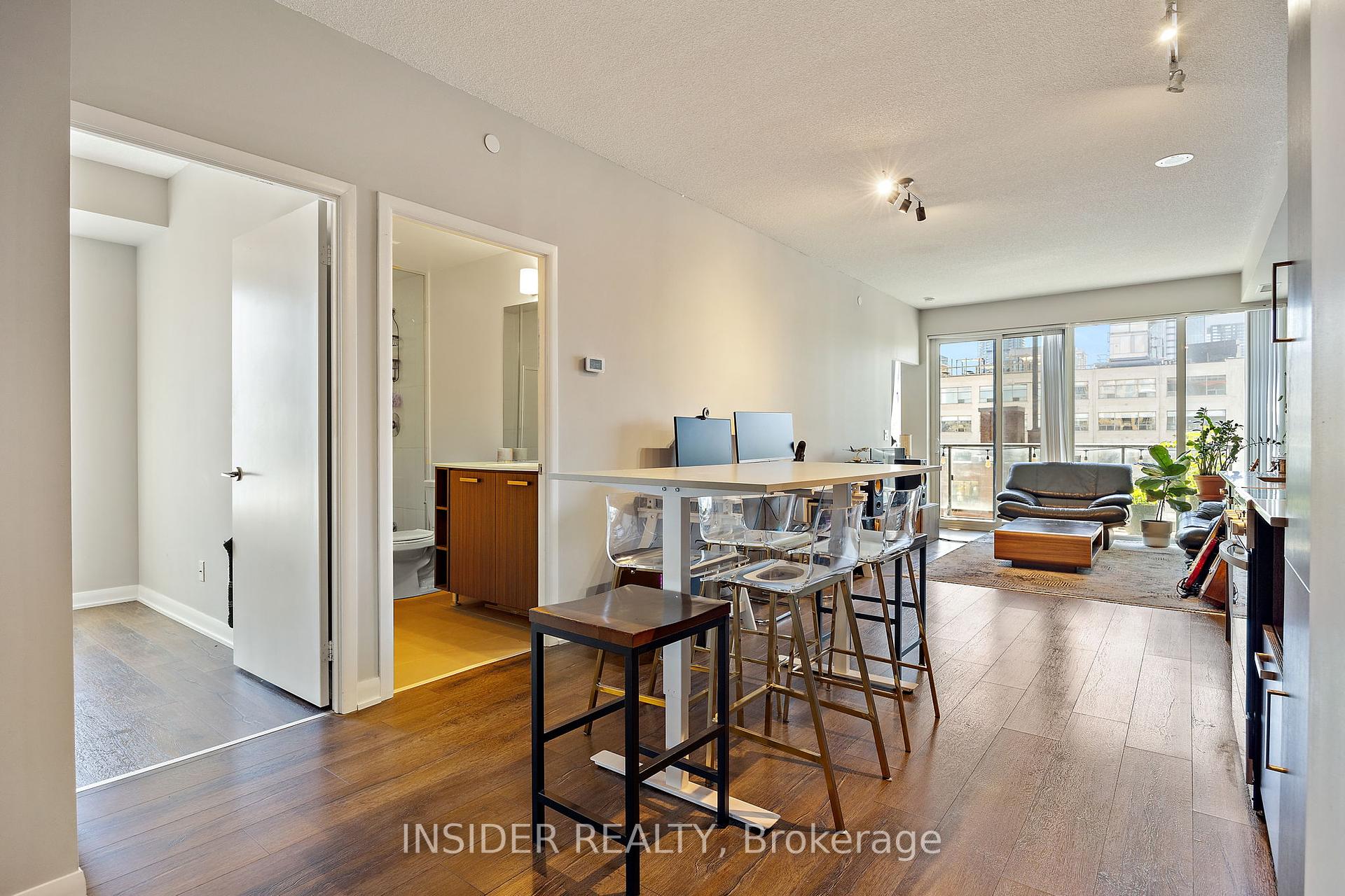 2 Bedrooms Condo at 435 Richmond,  Toronto For sale