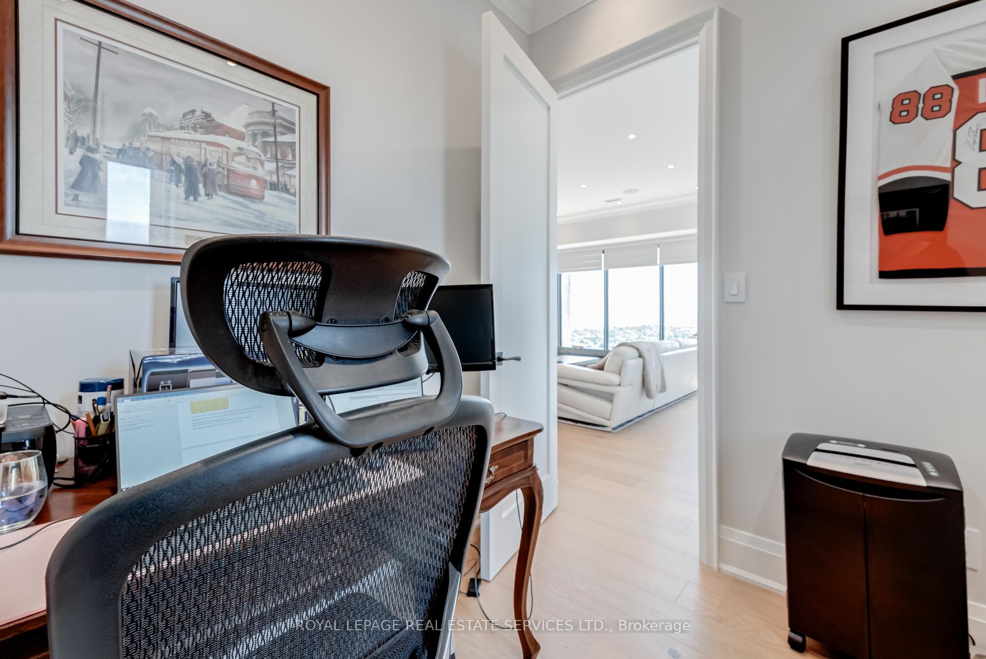 2 Bedrooms Condo at 2045 Lake Shore, Toronto For sale