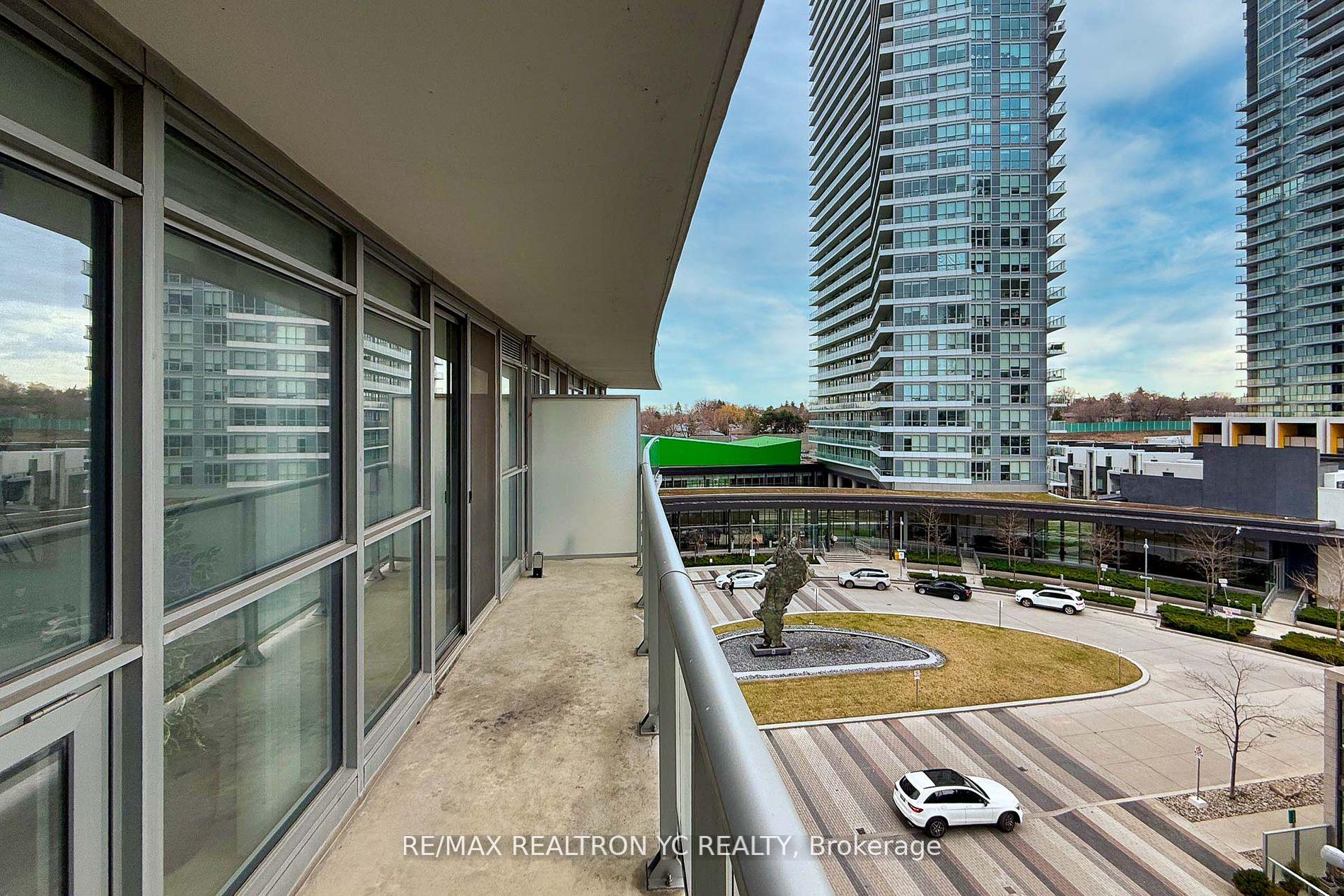 2 Bedrooms Condo at 121 Mcmahon, Toronto For sale