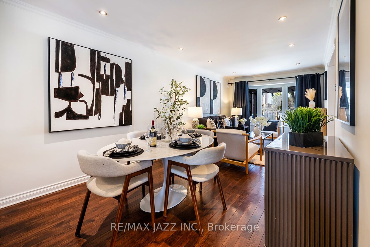 3 Rosewood Court